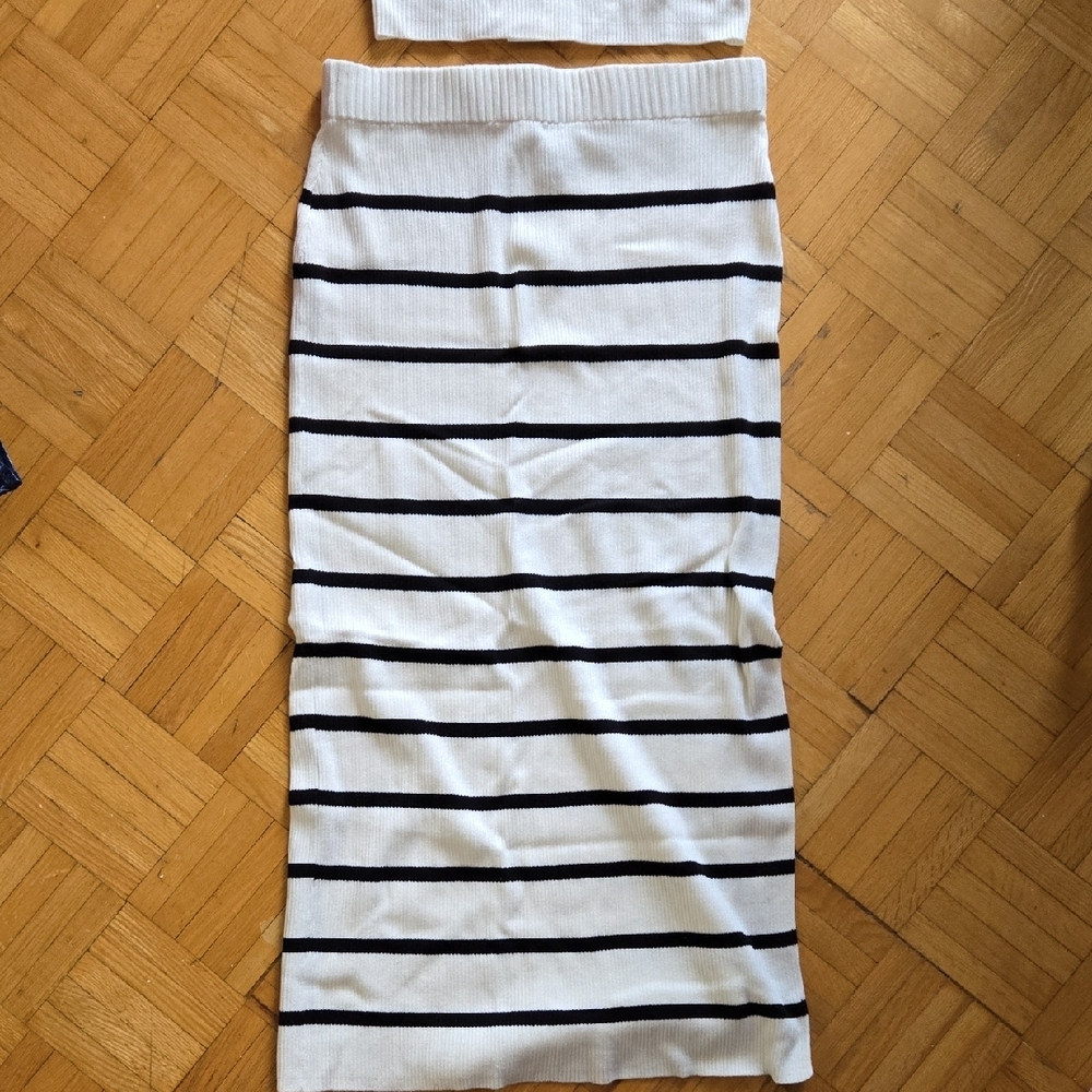 🔴H&M Rib Skirt